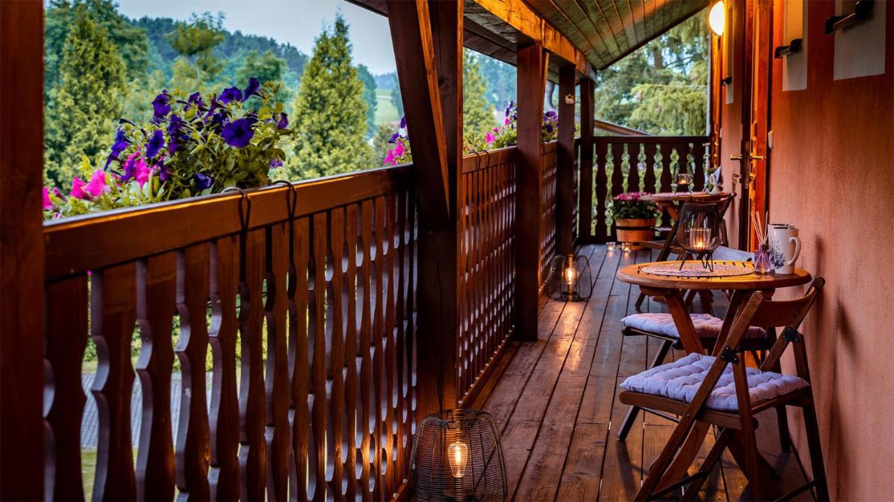 Wellness Penzion-Restaurace U Pstrosa Vsemyslice Esterno foto